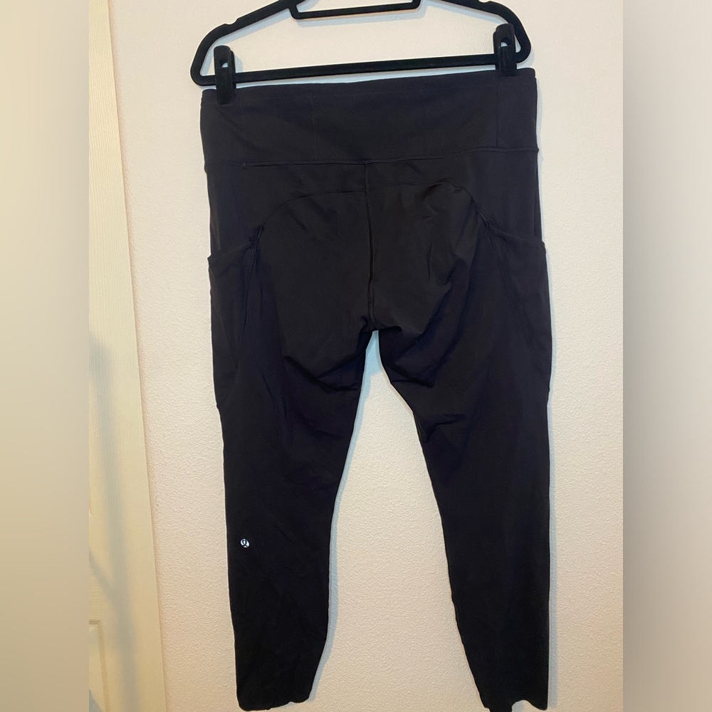 Lululemon black leggings size 18 - Picture 3 of 9